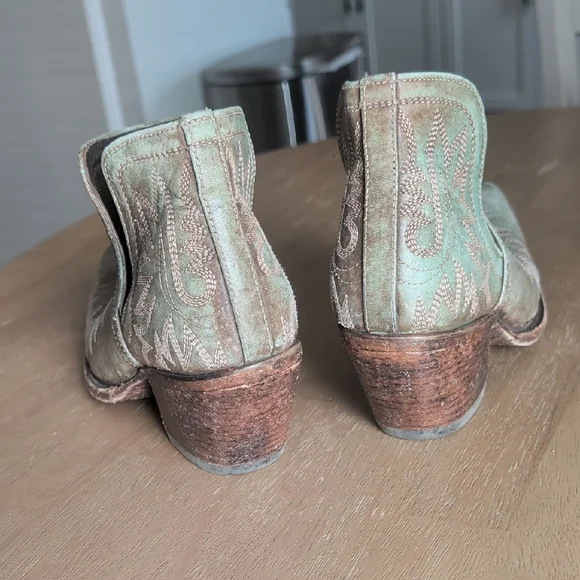 Ariat Brown Leather Western Boots - Picture 6 of 9